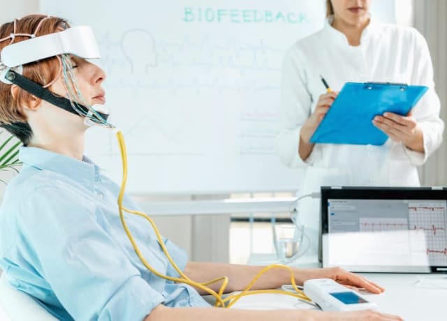 monitoring-brain-activity-using-brainwave-sensors